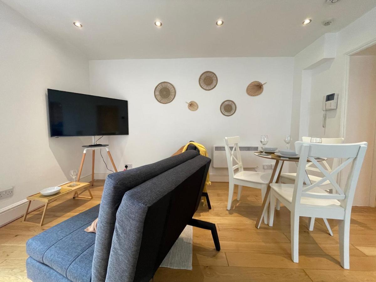 Cozy 1 Bed Apartment In Hackney Londra Exterior foto